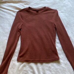 Ribbed Long Sleeve Crop Top